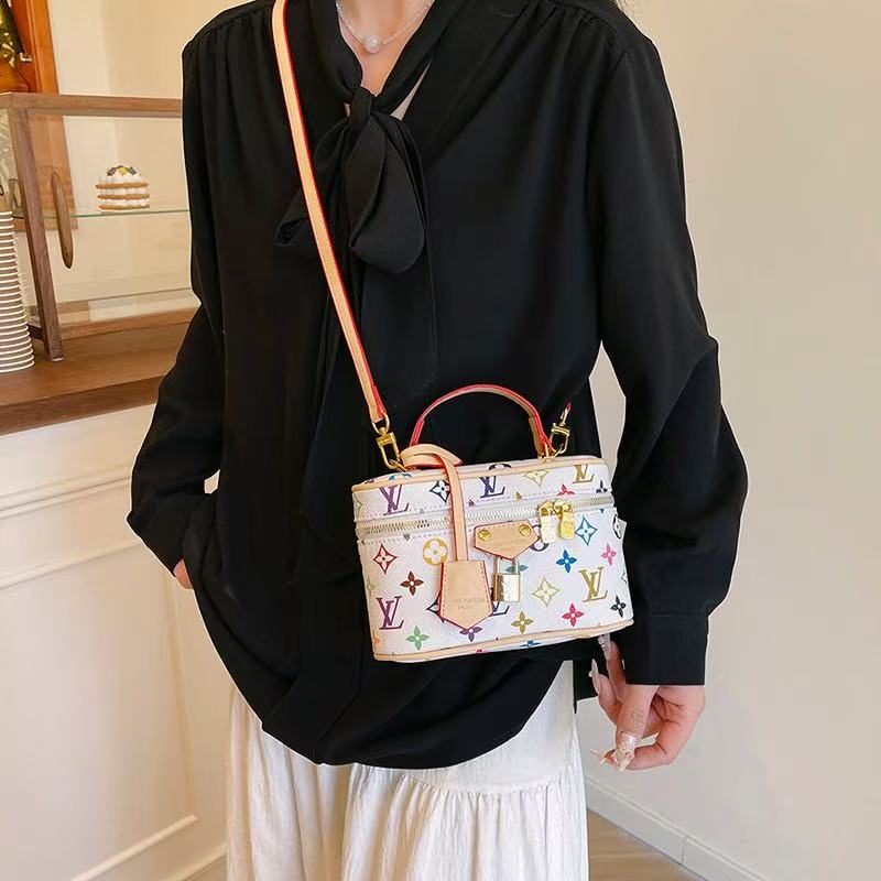 (Buy 3, pay for 2)Vintage-Inspired Box hand bag – Elegant Monogram Tote Box