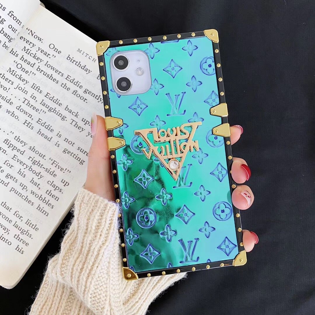Dazzle Extravagant Phone Case For iPhone