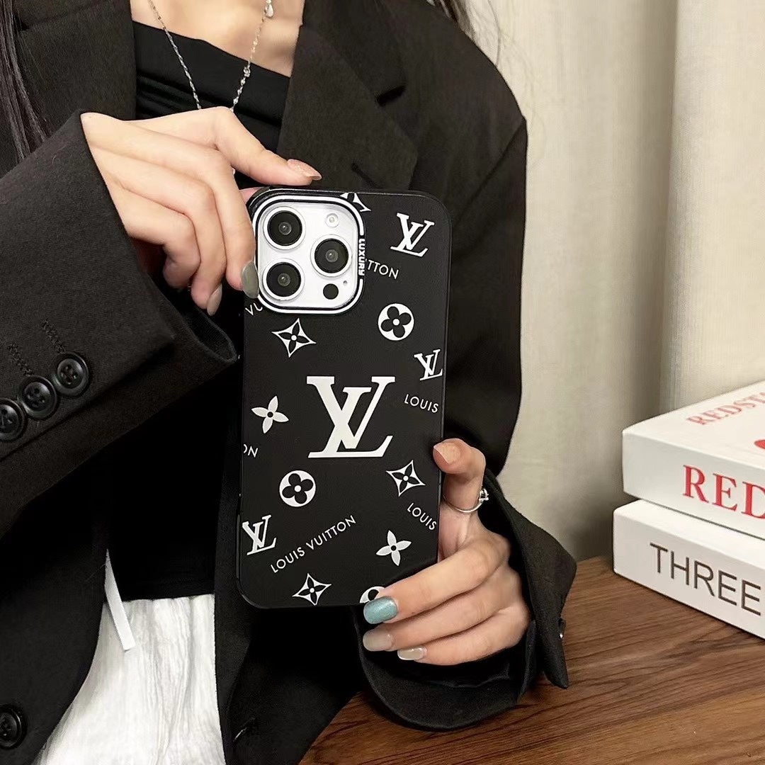 Fashion Black Embossed Phone Case For iPhone