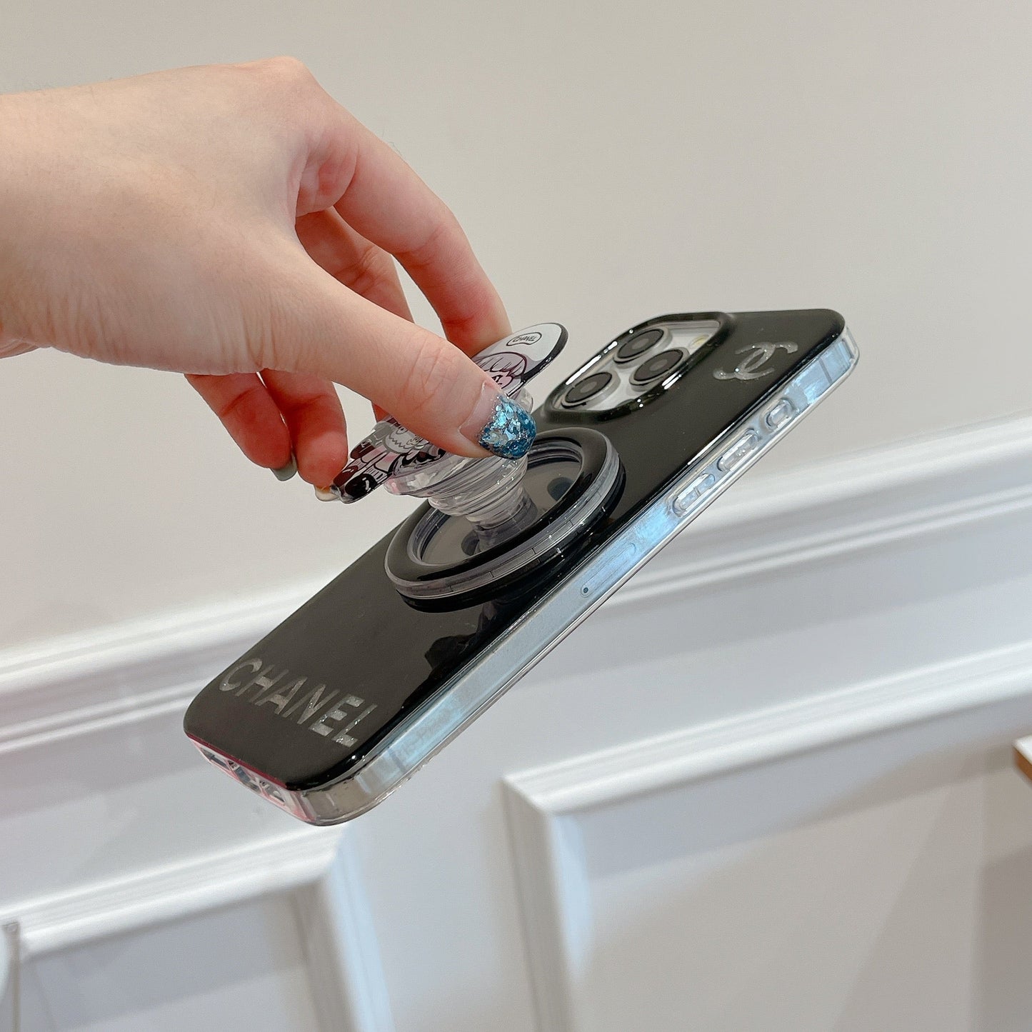 Girl Magnetic Bracket Phone Case For iPhone