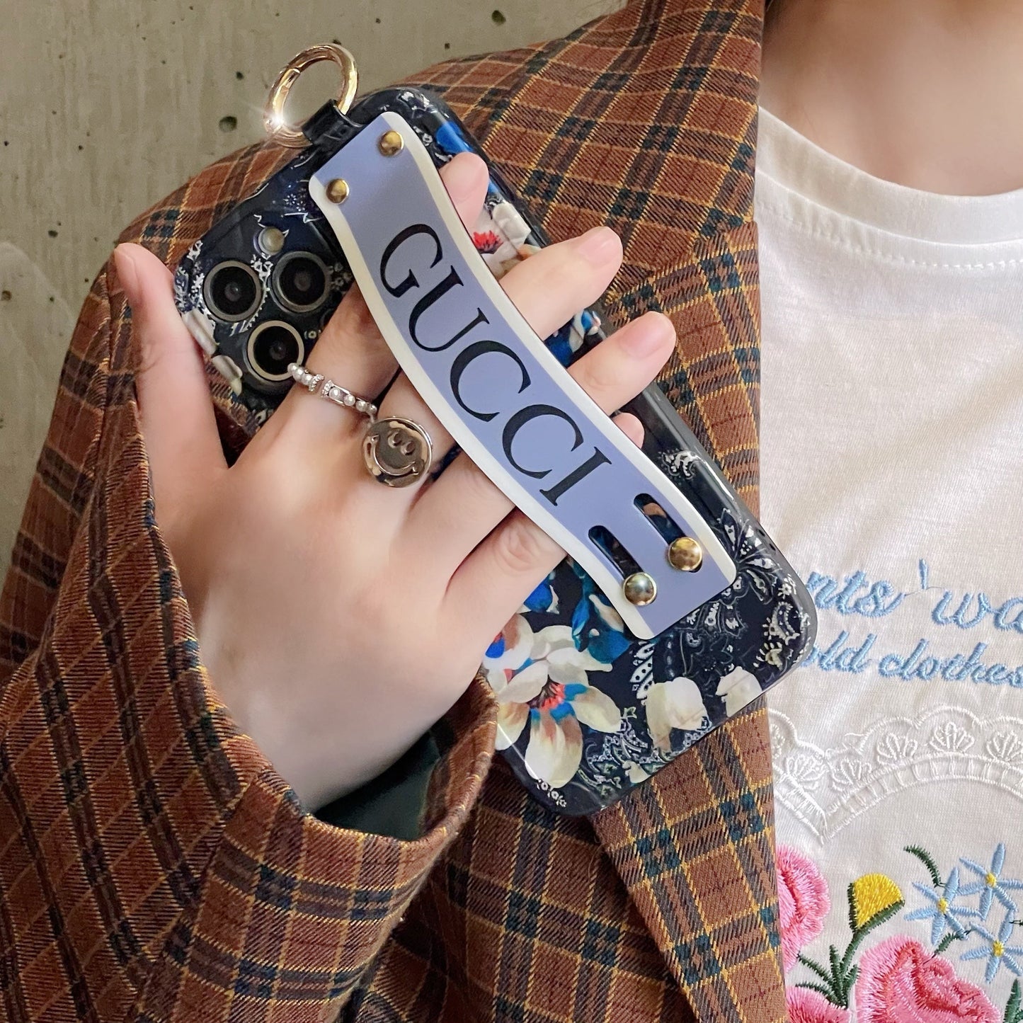 Flower Wristband Phone Case For iPhone