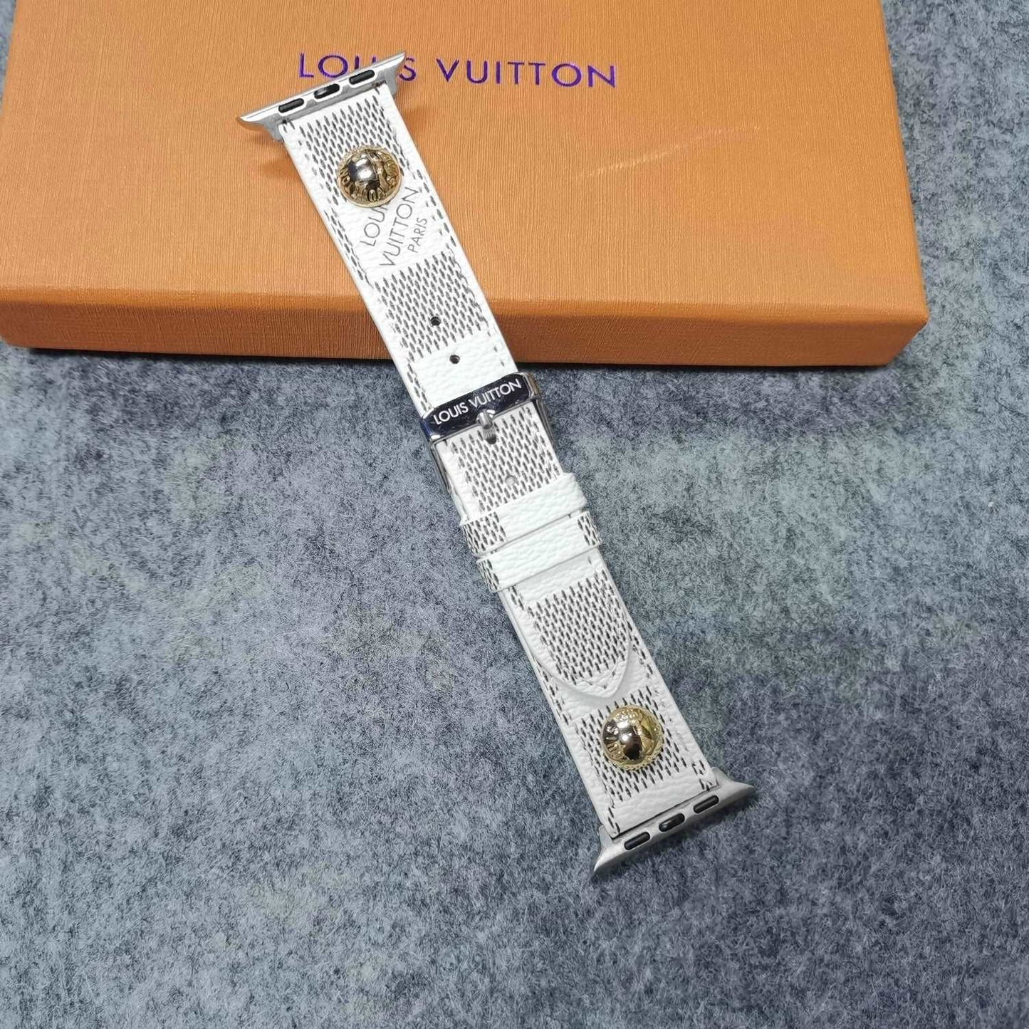 Nail Classic Apple Watch Straps