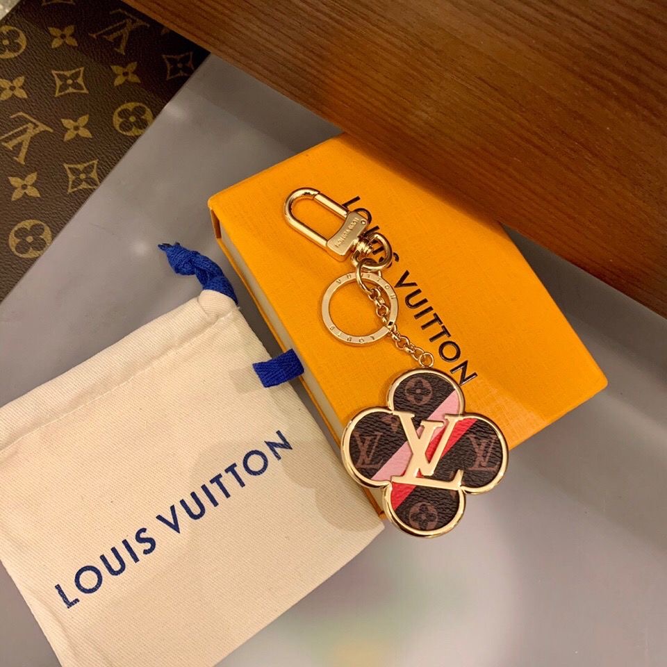 Grass Pendant Keychain